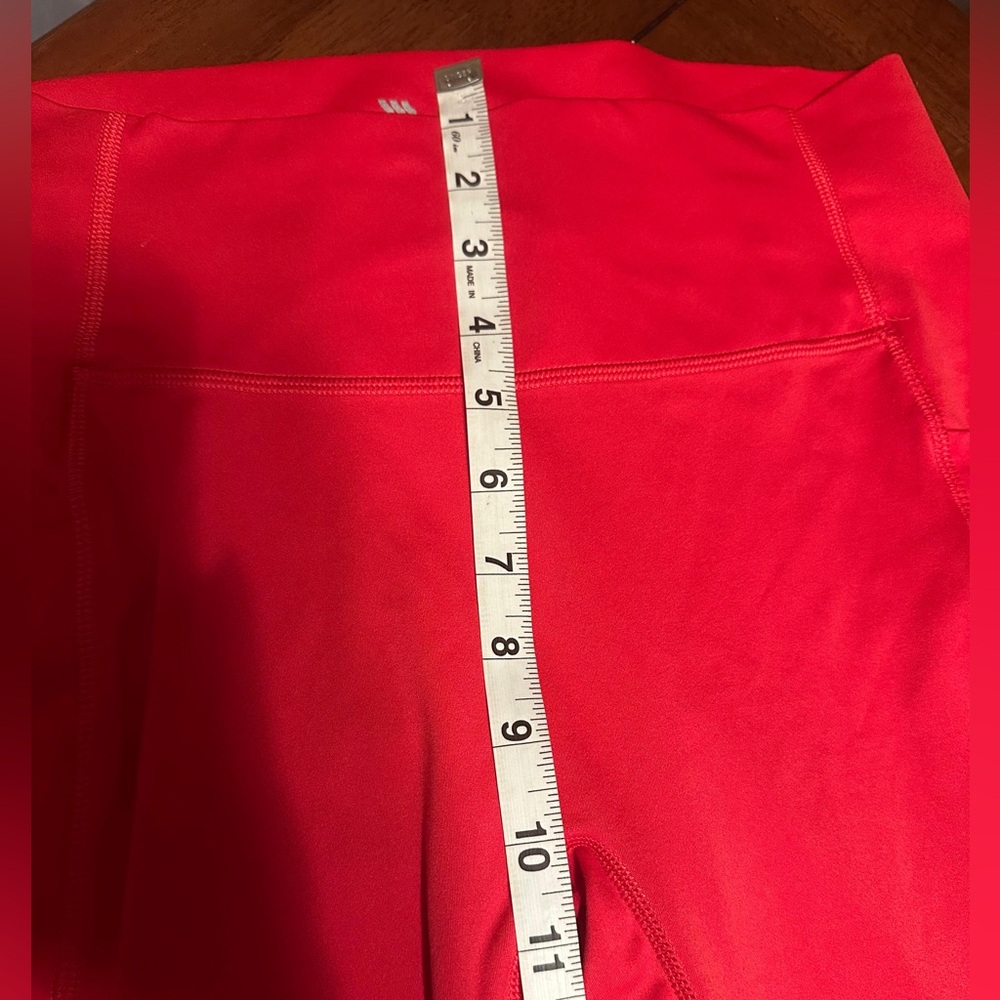 All in Motion Red High Rise Leggings Size S - Picture 6 of 7